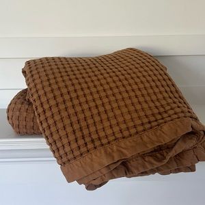 Garnet Hill Waffle Weave Throw (set of 2)